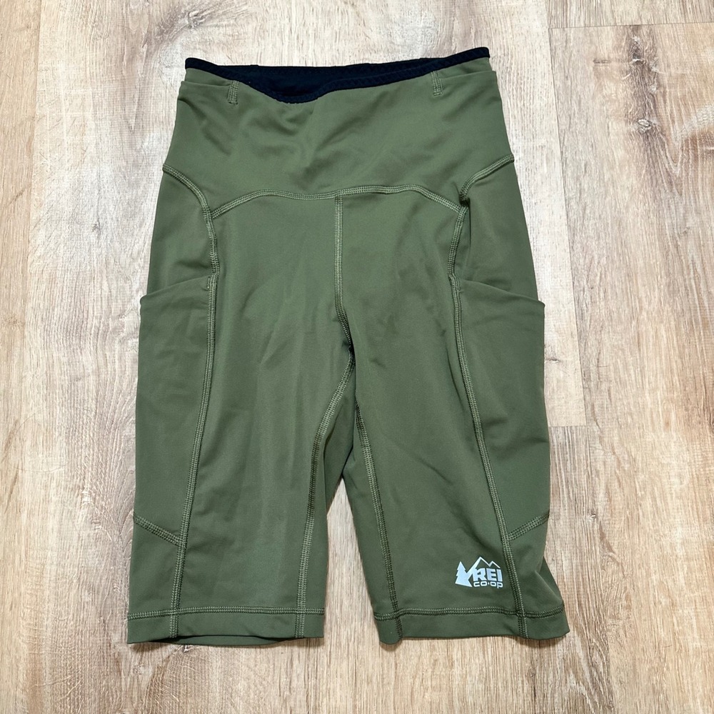 REI CO-OP | Women's Green Swiftland Biker Training‎ Athletic Shorts, Size XS